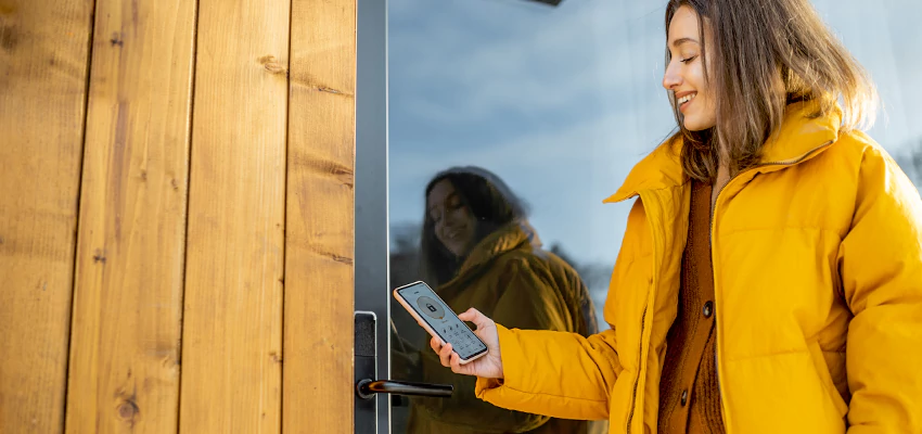 Fingerprint Smart Locks Installation Services in Del Aire, California